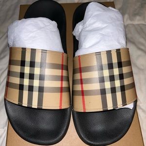 Burberry Slides Men
